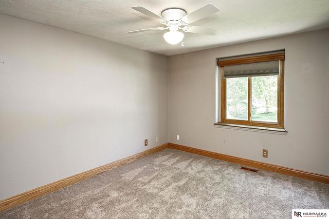205 N 159 Circle, Omaha, NE 68118