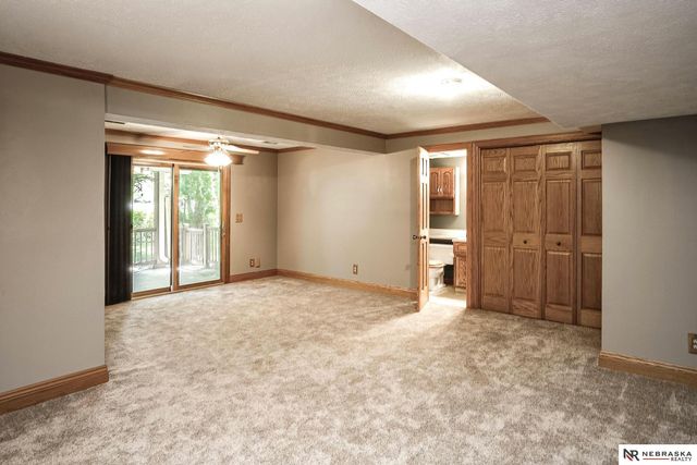 205 N 159 Circle, Omaha, NE 68118