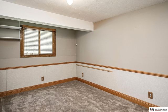 205 N 159 Circle, Omaha, NE 68118