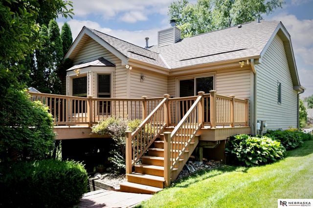 205 N 159 Circle, Omaha, NE 68118