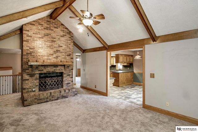 205 N 159 Circle, Omaha, NE 68118