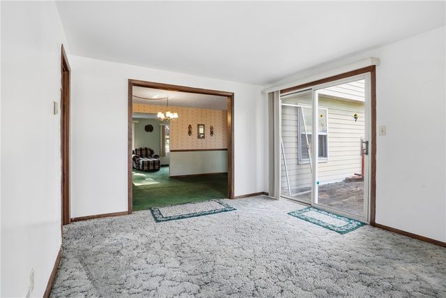 7730 Oak St, Ross Twp, PA 15237