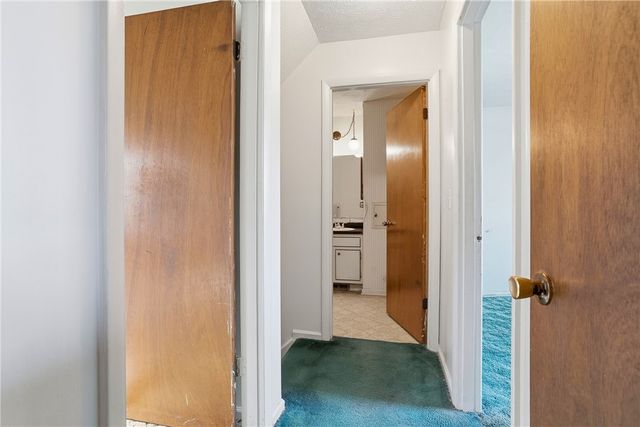 7730 Oak St, Ross Twp, PA 15237