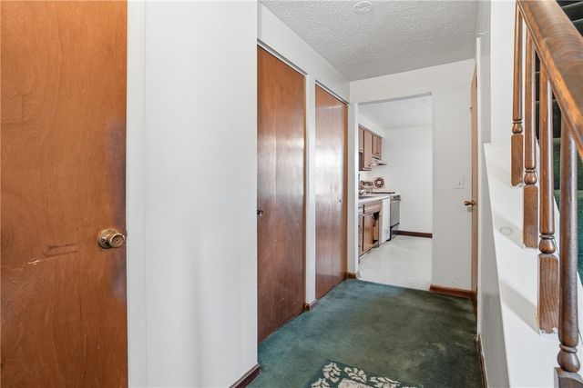 7730 Oak St, Ross Twp, PA 15237
