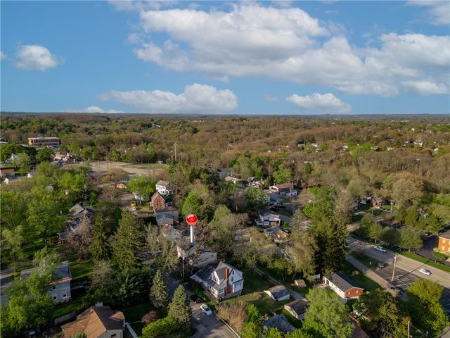 7730 Oak St, Ross Twp, PA 15237