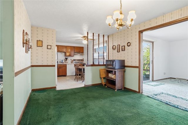 7730 Oak St, Ross Twp, PA 15237