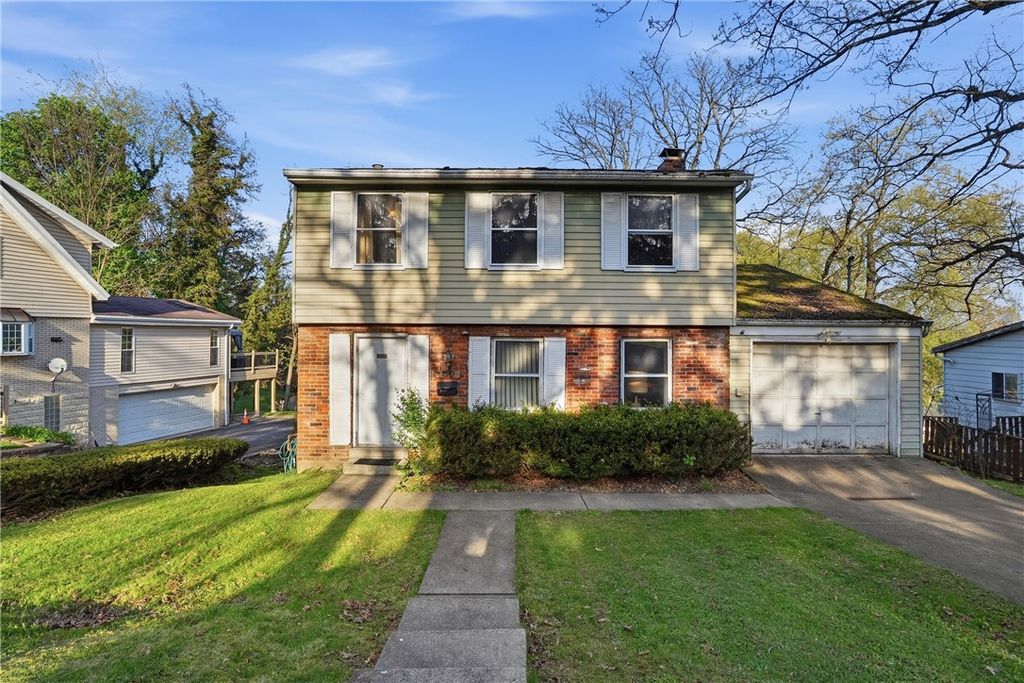 7730 Oak St, Ross Twp, PA 15237