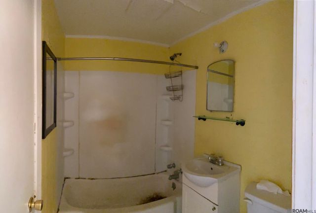 7399 Maplewood Dr, Baton Rouge, LA 70812