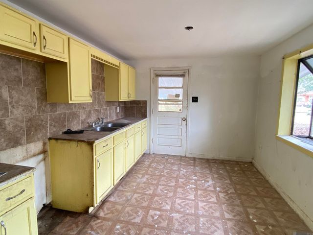 7399 Maplewood Dr, Baton Rouge, LA 70812