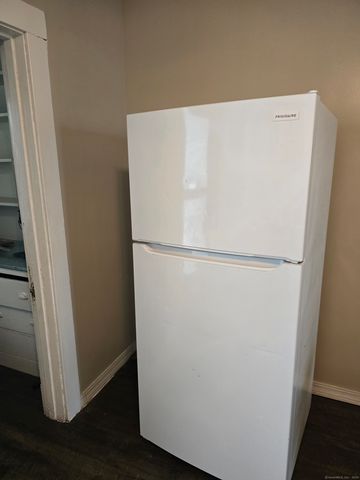 174 South Whitney Street, Hartford, CT 06105