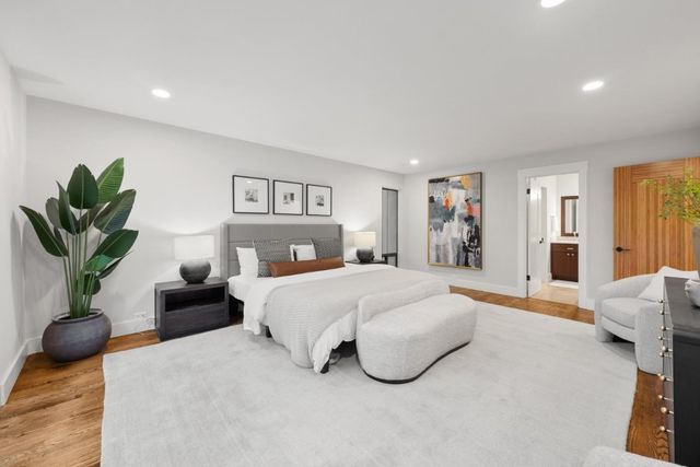 21 Valley Oak Street, Portola Valley, CA 94028