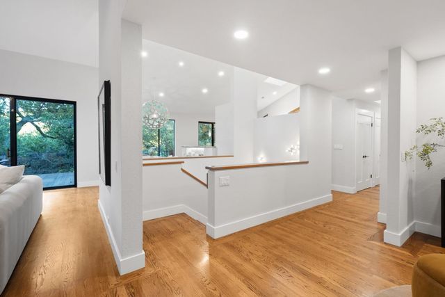 21 Valley Oak Street, Portola Valley, CA 94028