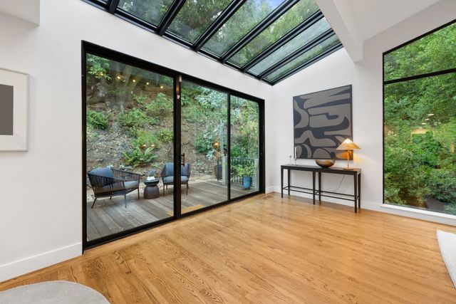 21 Valley Oak Street, Portola Valley, CA 94028