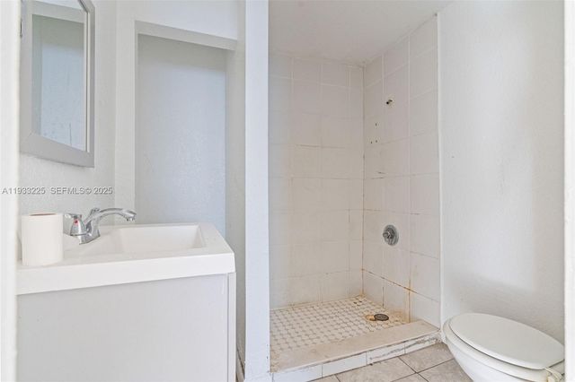 1337 NW 77th St, Miami, FL 33147