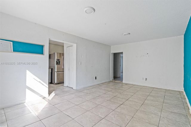 1337 NW 77th St, Miami, FL 33147