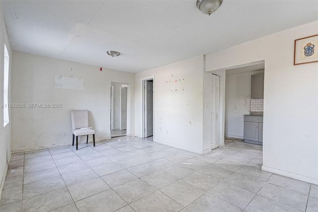 1337 NW 77th St, Miami, FL 33147