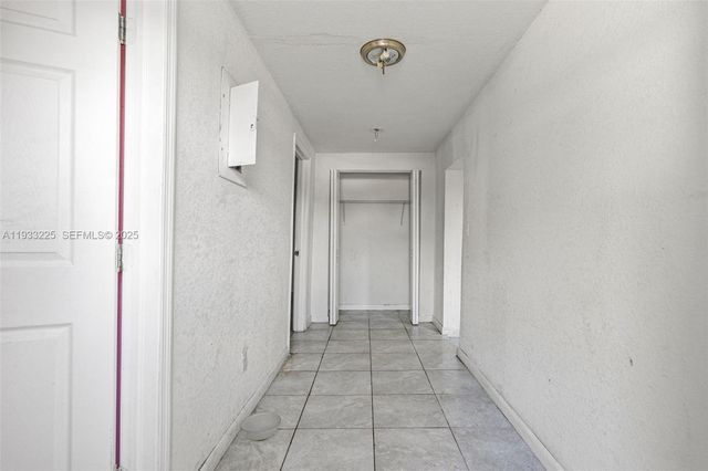 1337 NW 77th St, Miami, FL 33147