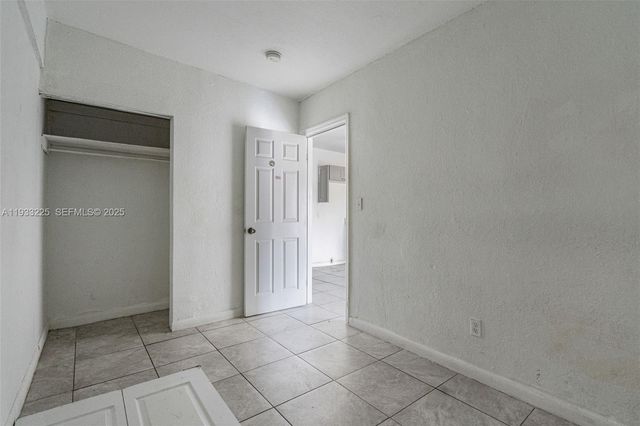 1337 NW 77th St, Miami, FL 33147