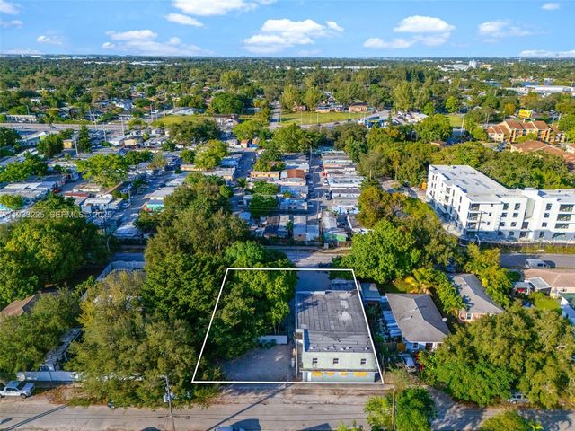 1337 NW 77th St, Miami, FL 33147