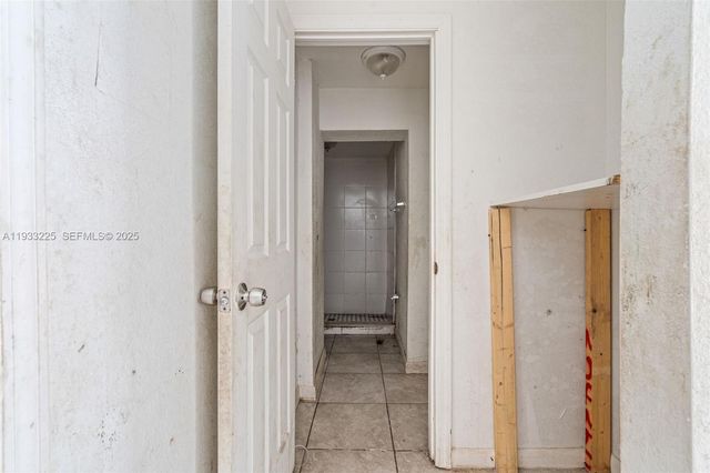 1337 NW 77th St, Miami, FL 33147