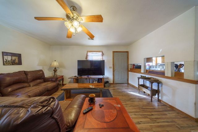 1428 Five Mile Road, Drasco, AR 72530