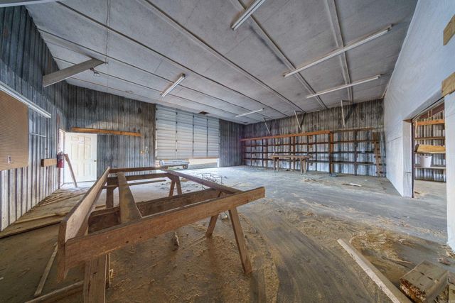 1428 Five Mile Road, Drasco, AR 72530