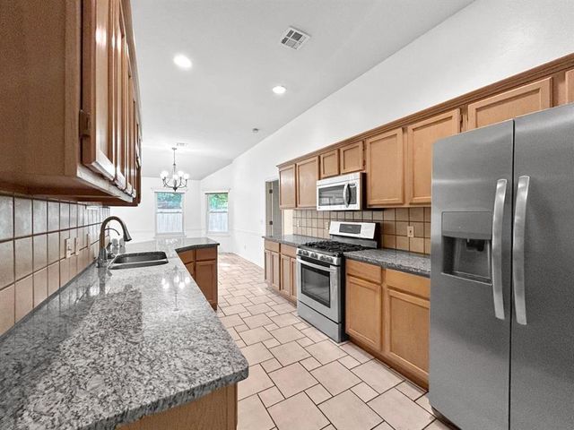 17413 Platinum Lane, Edmond, OK 73012