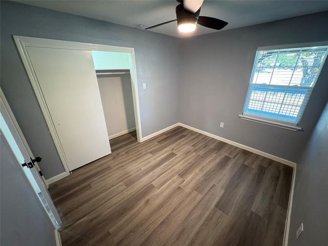 2929 8th Avenue N, Texas City, TX 77590