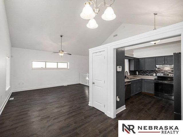 4236 Burdette Street, Omaha, NE 68111