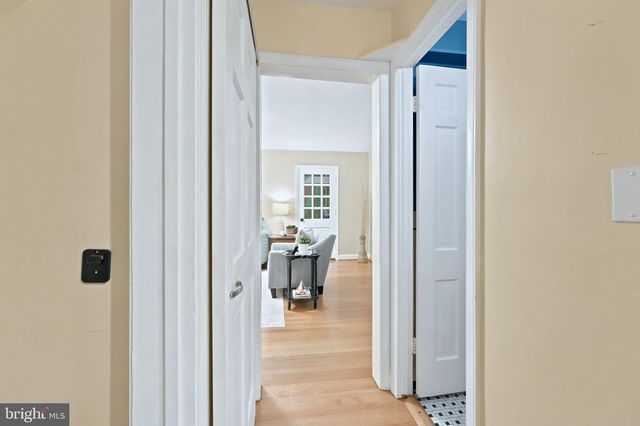 8902 SUDBURY RD, Silver Spring, MD 20901