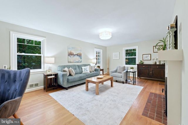 8902 SUDBURY RD, Silver Spring, MD 20901