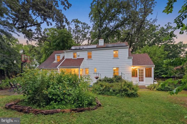 8902 SUDBURY RD, Silver Spring, MD 20901