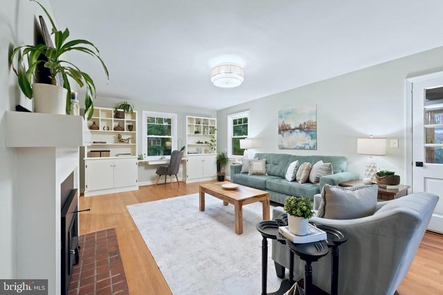 8902 SUDBURY RD, Silver Spring, MD 20901