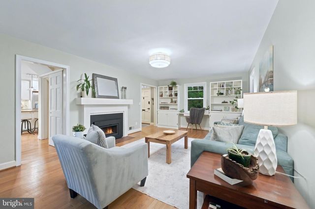 8902 SUDBURY RD, Silver Spring, MD 20901