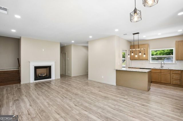 124 Johnson Street, Barnesville, GA 30204