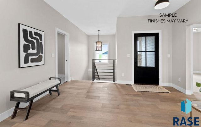 8040 E Norway Pine Trl Trail, Sioux Falls, SD 57110
