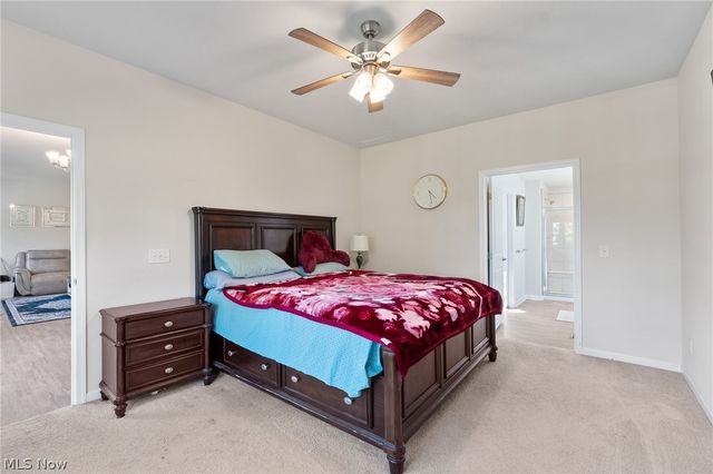 2049 W Woodland Drive, Akron, OH 44313