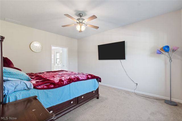 2049 W Woodland Drive, Akron, OH 44313
