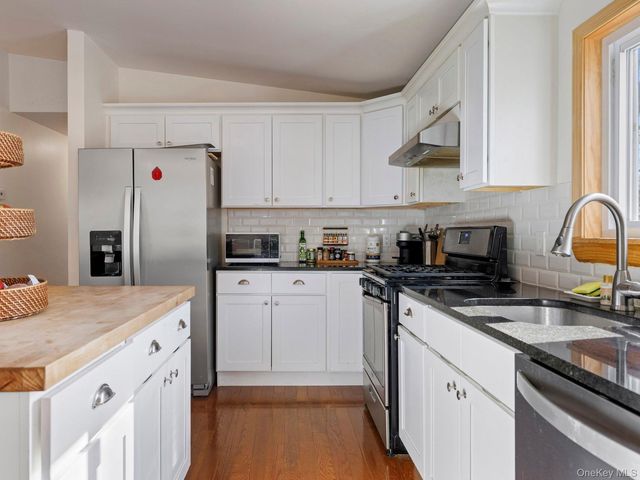 270 Ridgeview Road, Kerhonkson, NY 12446