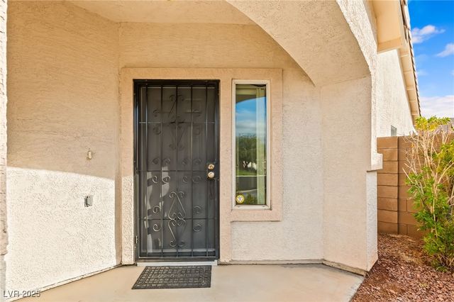 2926 Shimmering Bay Street, Laughlin, NV 89029