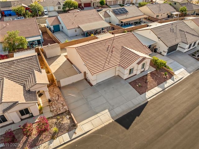 2926 Shimmering Bay Street, Laughlin, NV 89029