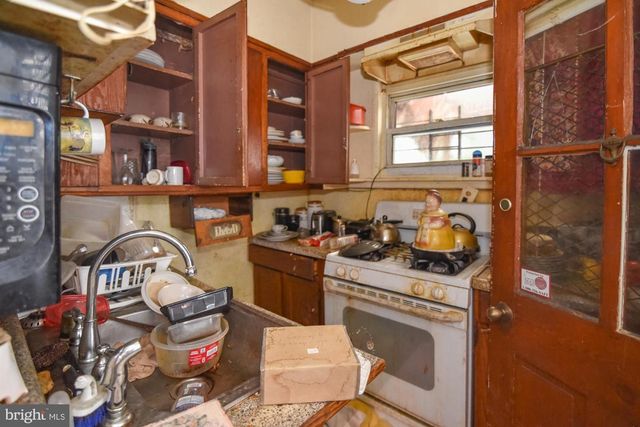 717 LINNARD ST, Baltimore, MD 21229