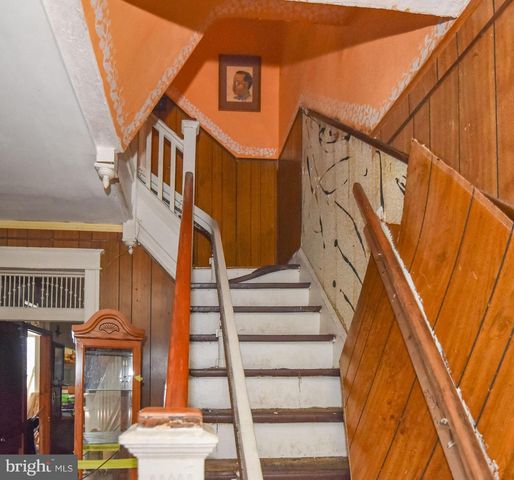 717 LINNARD ST, Baltimore, MD 21229