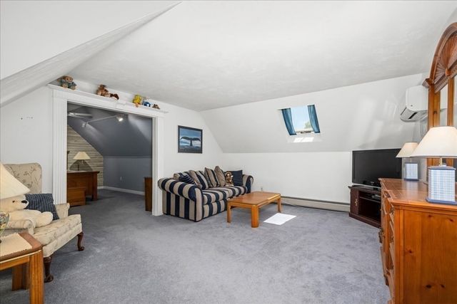108 Marston Ave, Barnstable, MA 02647
