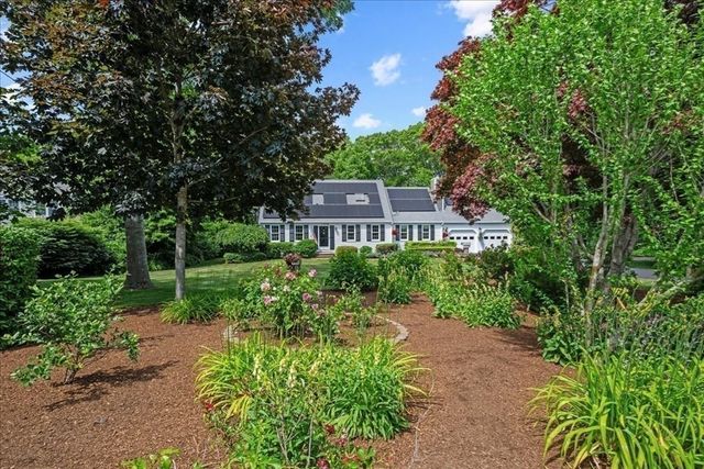 108 Marston Ave, Barnstable, MA 02647