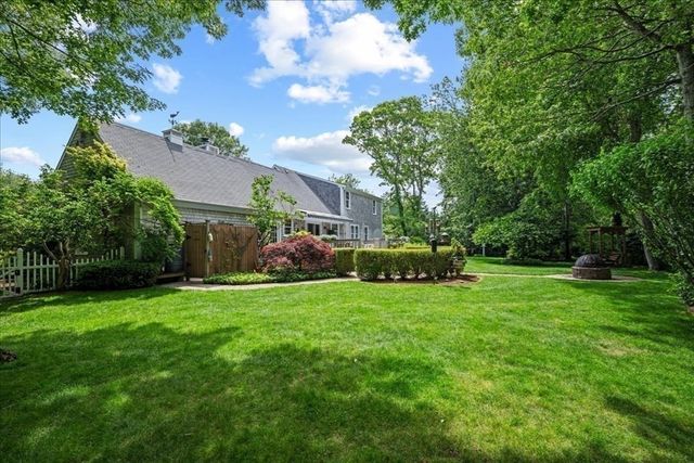 108 Marston Ave, Barnstable, MA 02647