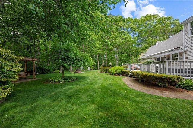 108 Marston Ave, Barnstable, MA 02647