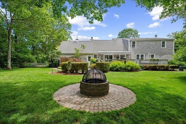 108 Marston Ave, Barnstable, MA 02647