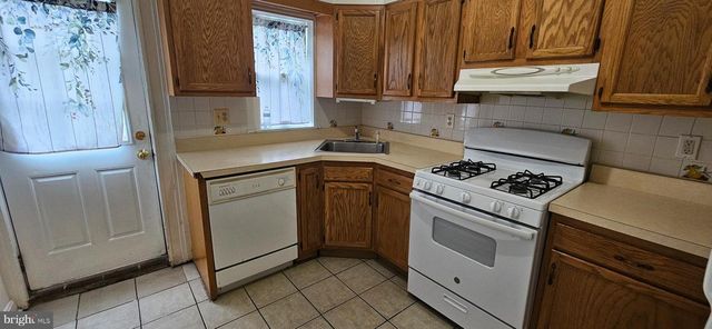 411 BONSAL ST, Baltimore, MD 21224