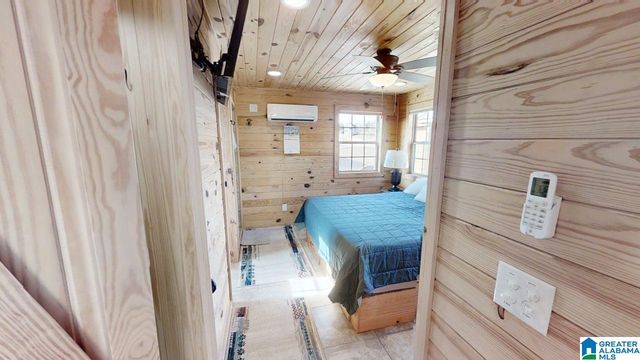 71 COUNTY ROAD 2031, Crane Hill, AL 35053